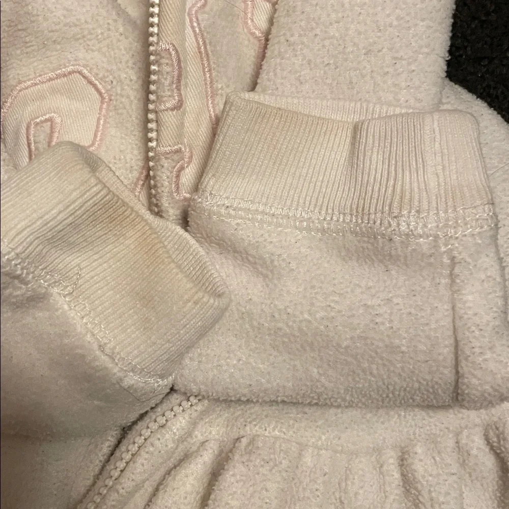 GAP worn 12